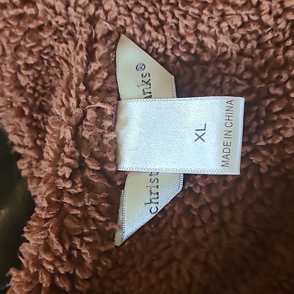 Vest - Picture 2 of 3